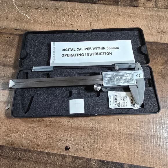 Digital Caliper 0-6" LCD Display Inch/mm Conversion - Picture 3 of 4